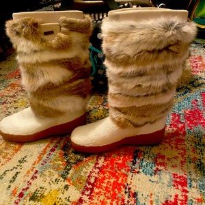 OSCAR SPORT REGINA NORMA FUR BOOTS SIZE 39 or US 8/8.5